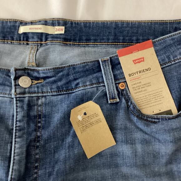 Levi’s Jeans Size 24W Boyfriend Fit Tapered Leg Denim NWT Mid Rise Cuffed Crop - Picture 6 of 11